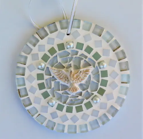 Mini Mandala Divino em mosaico perolada