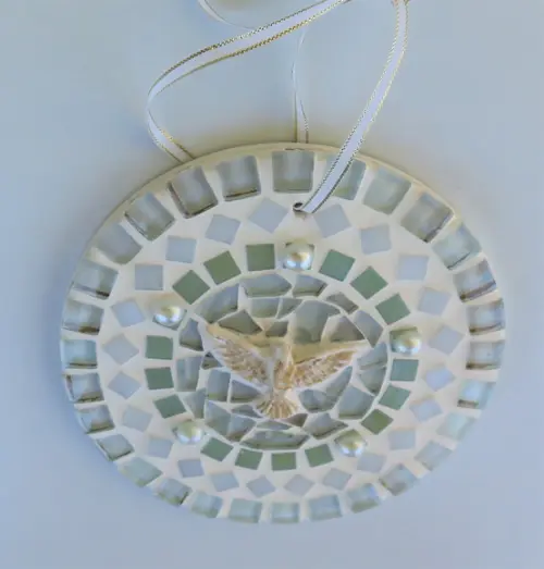 Mini Mandala Divino em mosaico perolada