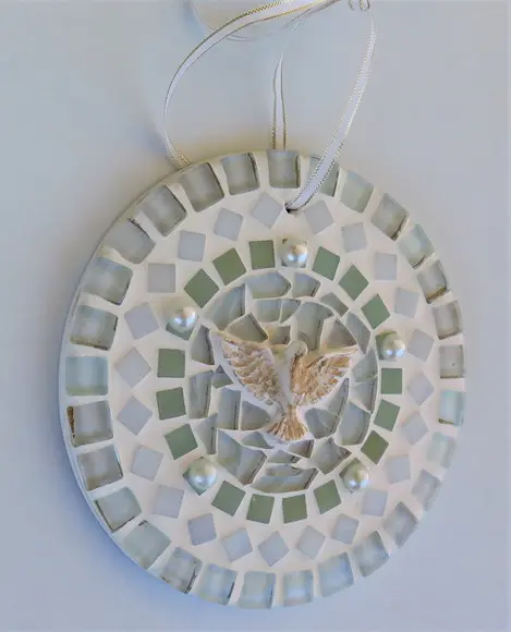 Mini Mandala Divino em mosaico perolada