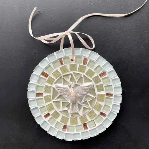Mini Mandala Divino em Mosaico Perolada