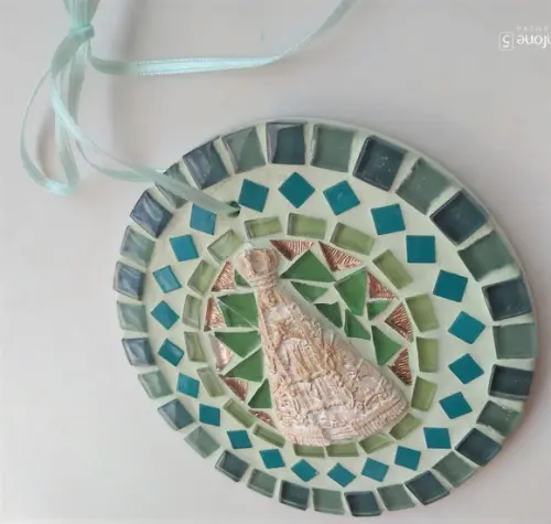 Mini Mandala em Mosaico Nossa Senhora Verde