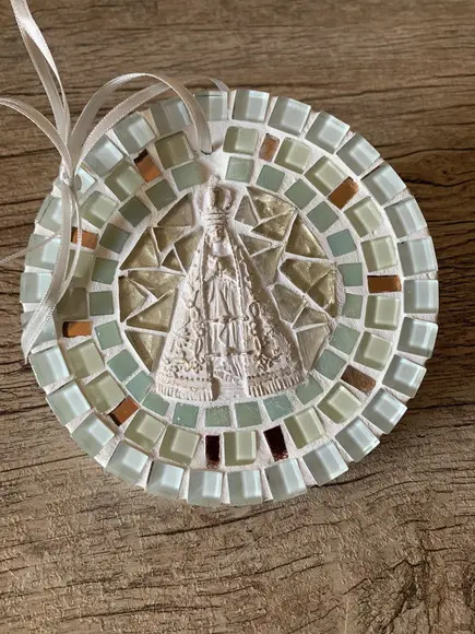 Mini Mandala Nossa Senhora em Mosaico Branca