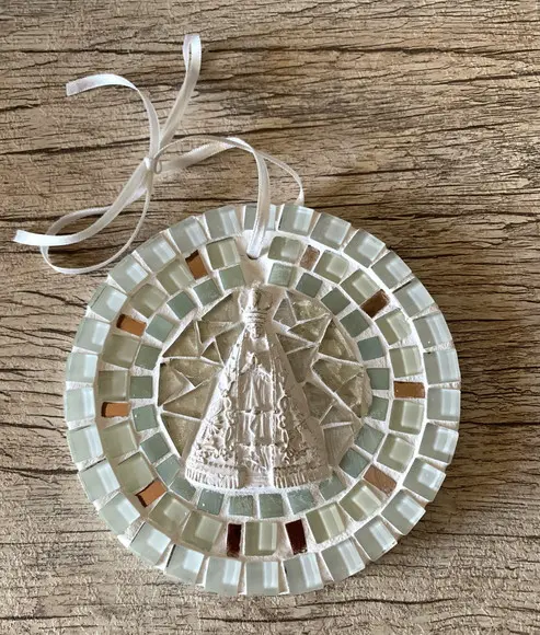 Mini Mandala Nossa Senhora em Mosaico Branca
