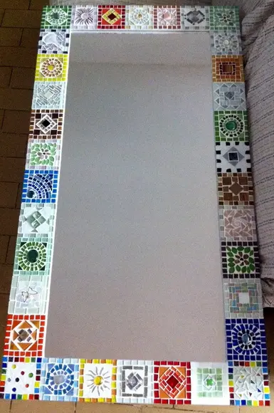 Moldura em Mosaico Quadrados Mágicos sem Espelho