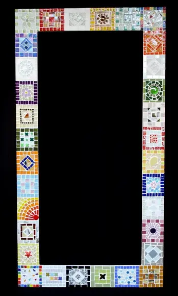 Moldura em Mosaico Quadrados Mágicos sem Espelho