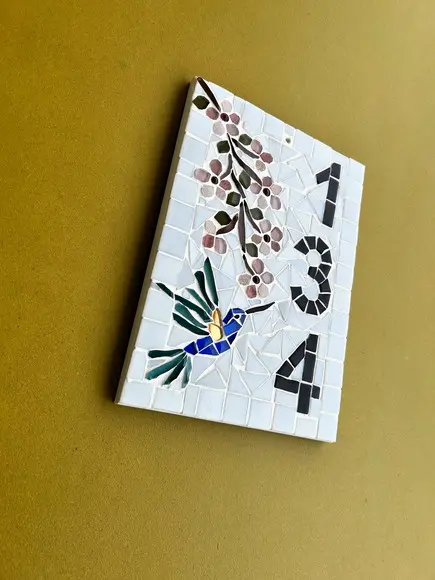 Número para Apartamento em Mosaico Cerejeira e Beija Flor