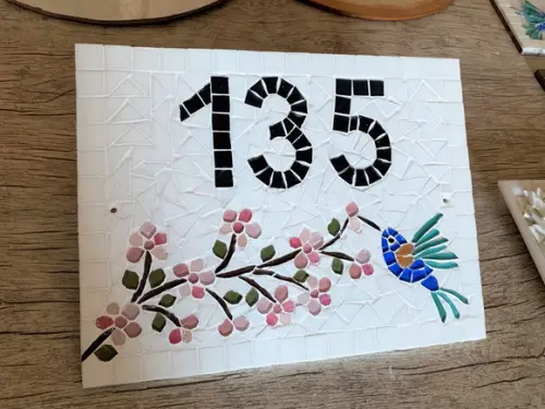 Número para Casa em Mosaico Cerejeiras com Beija Flor