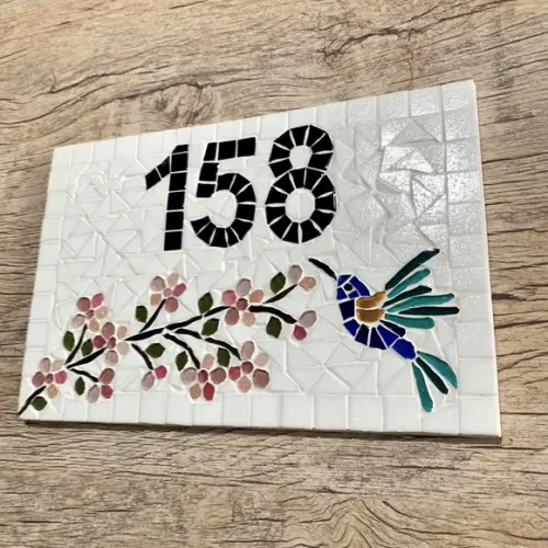 Número para Casa em Mosaico Cerejeiras com Beija Flor