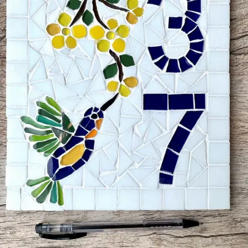 Número para Casa em Mosaico Flores com Beija Flor