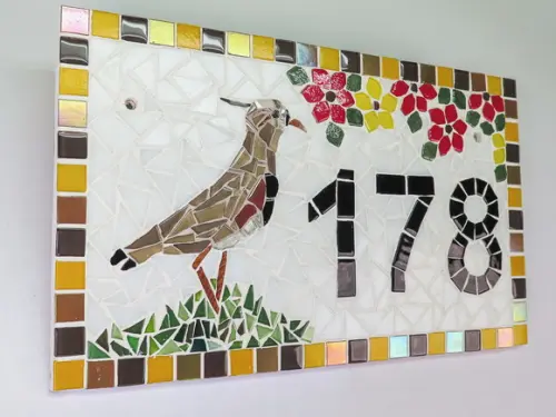 Número para Casa em Mosaico Quero Quero