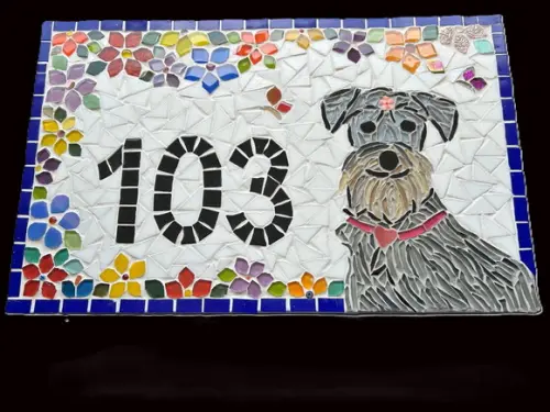 Número para Casa em Mosaico Schnauzer
