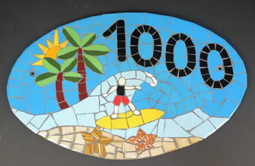 Número para Casa em Mosaico Surfista