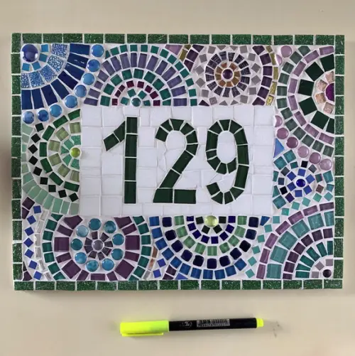 Número para Casa mosaico círculos coloridos