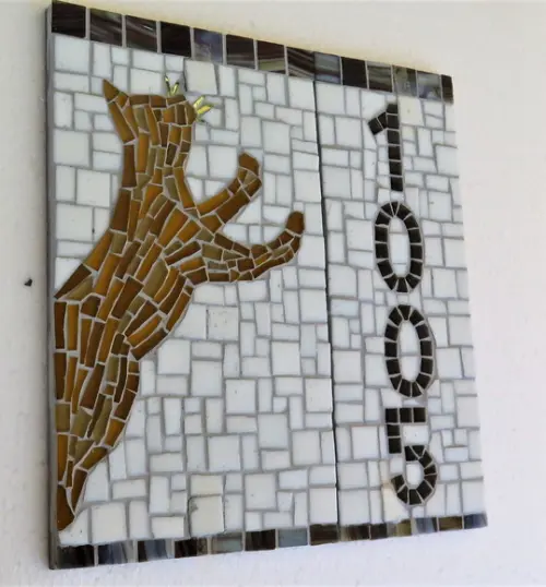 Número Residencial em Mosaico Gato