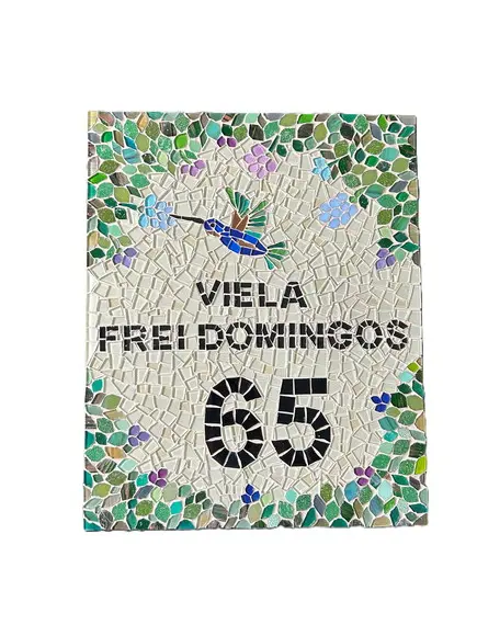 Placa com Nome de Rua em Mosaico
