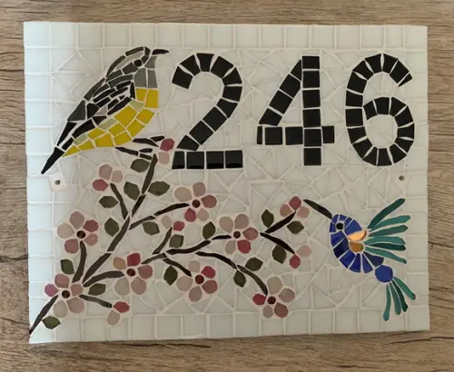 Placa em Mosaico Beija Flor e Cambacica
