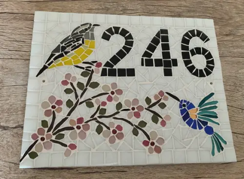 Placa em Mosaico Beija Flor e Cambacica