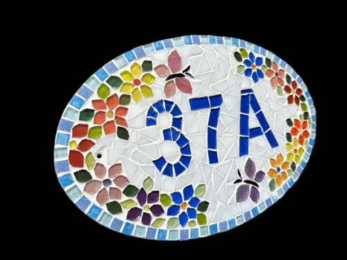 Placa Número para Casa em Mosaico Flores e Borboletas