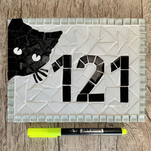 Placa para Apartamento em Mosaico Gato