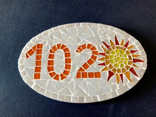 Placa para Apartamento em Mosaico Sol