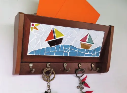 Porta Chaves e Correspondência Barcos
