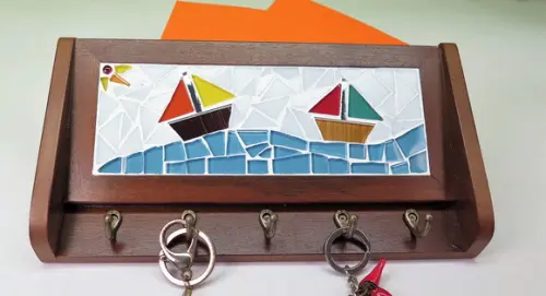 Porta Chaves e Correspondência Barcos