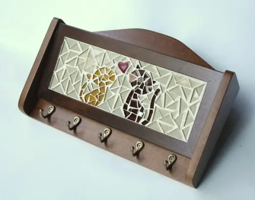 Porta Chaves e Correspondência Gatos