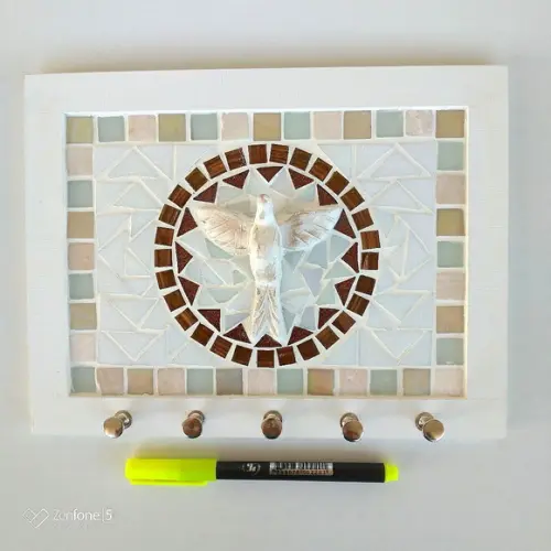 Porta Chaves Mosaico Divino Branco