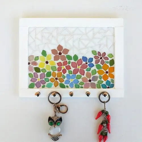Porta Chaves Mosaico Floral Branco