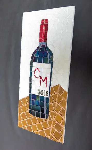 Quadro garrafa de vinho em mosaico