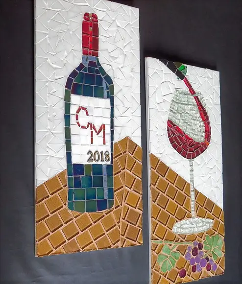Quadro garrafa de vinho em mosaico