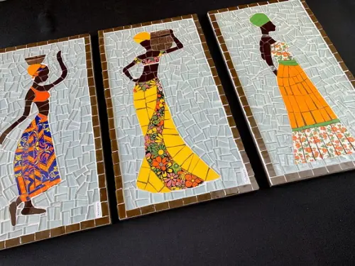 Trio de Quadros em Mosaico Africanas