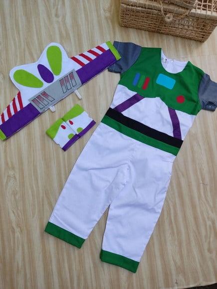 fantasia buzz lightyear completa