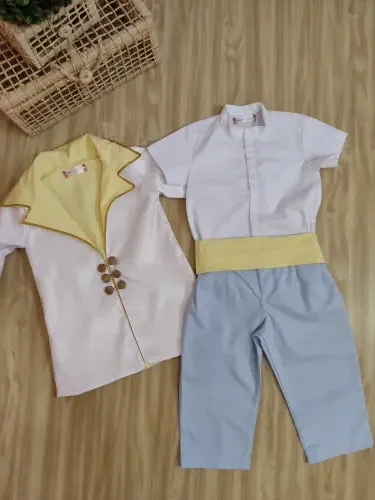 Fantasia príncipe luxo