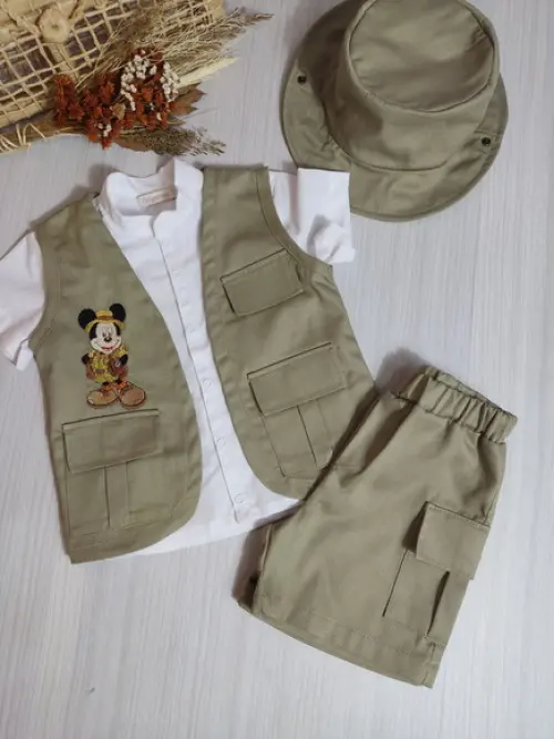 Macacão Mickey safari