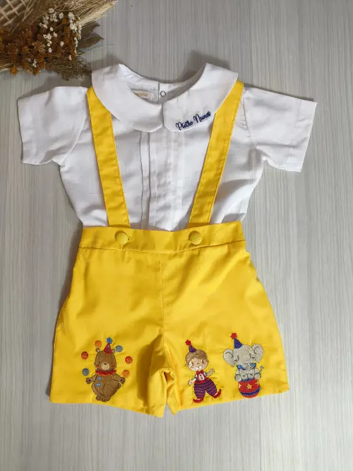 Roupa Jardineira Circo
