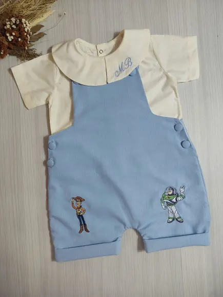 Jardineira Toy Story