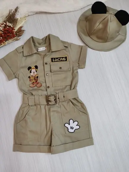 Macacão Safari Mickey