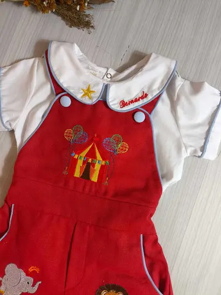 Roupa temática circo menino