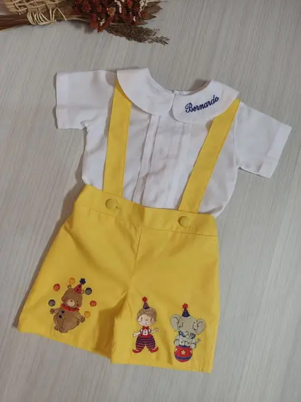 Roupa Jardineira Circo