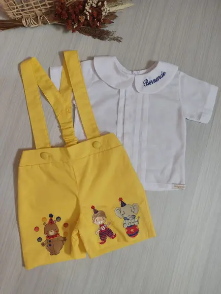 Roupa Jardineira Circo