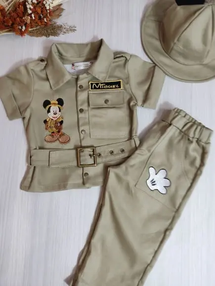 Roupa Safari do Mickey