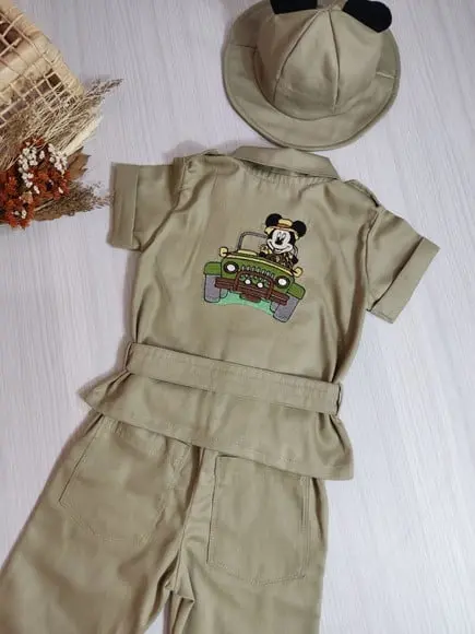 Roupa Safari do Mickey