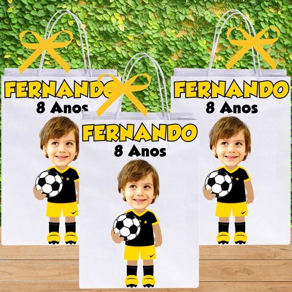 Jogador de Futebol com Sua Foto nas Sacolinhas + Nome+idade