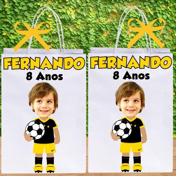 Jogador de Futebol com Sua Foto nas Sacolinhas + Nome+idade