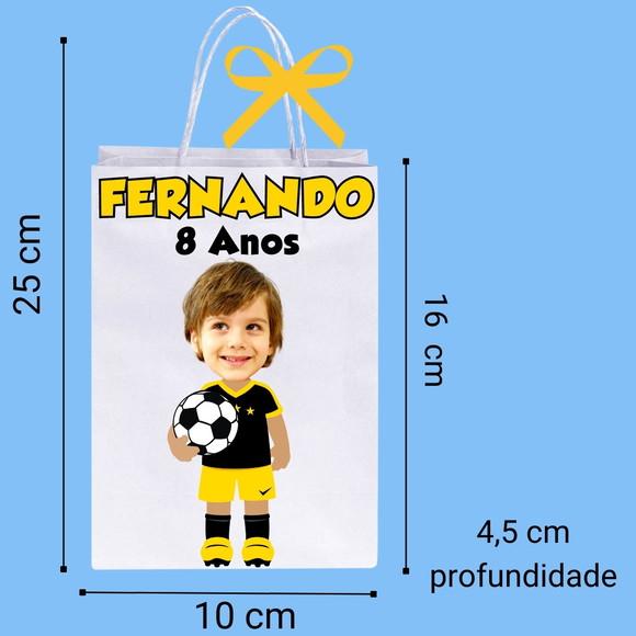 Jogador de Futebol com Sua Foto nas Sacolinhas + Nome+idade