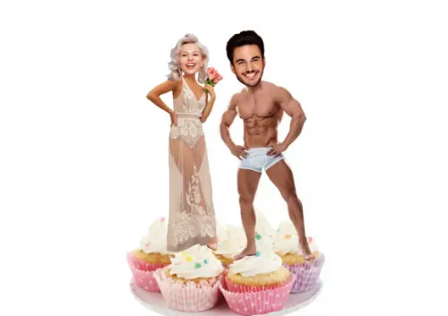 Casal de Noivos com Foto para Despedida de Solteira em Doces