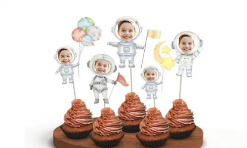 Kit Astronauta com Foto Topo de Bolo + 20 Tags para Docinhos