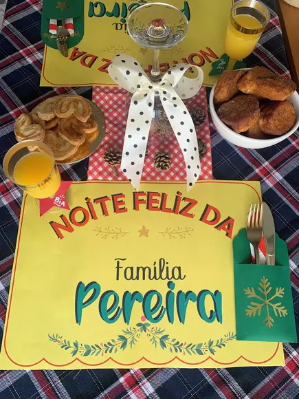 Mesa Posta Ceia de Natal Personalizada com o Nome da Família