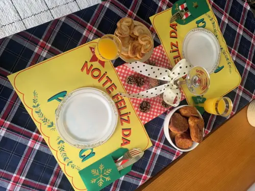 Mesa Posta Ceia de Natal Personalizada com o Nome da Família
